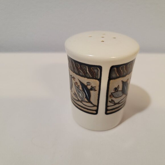 Vintage Mikasa Arabella Pepper Shaker. Vintage 90s - Picture 5 of 6